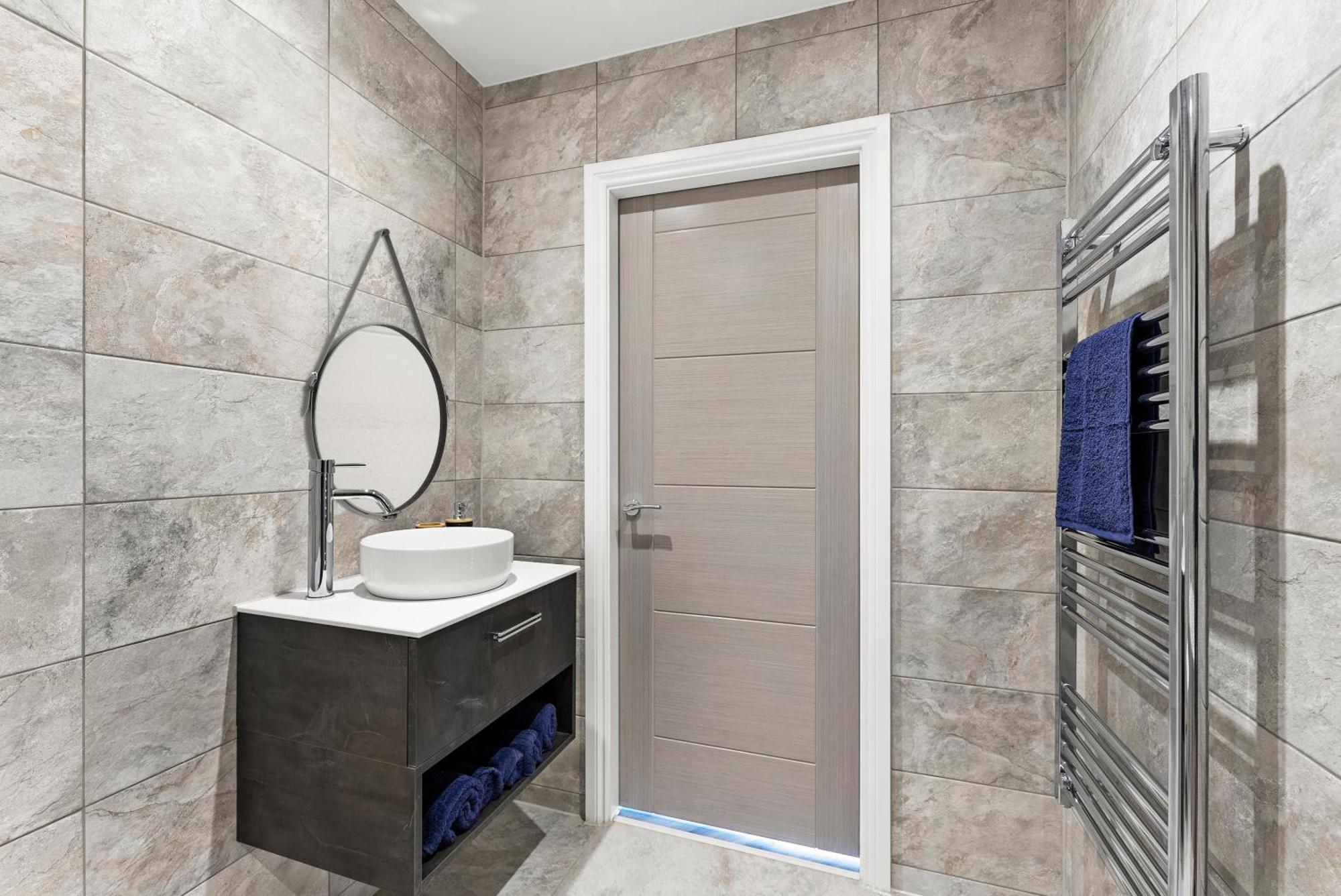 Stylish Large Leeds Apartment - Parking Exteriör bild